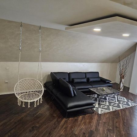 Apartman Daniela SJJ Extérieur photo
